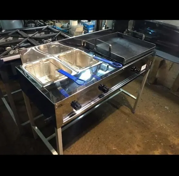 Cocina multifuncional con plancha y freidora doble