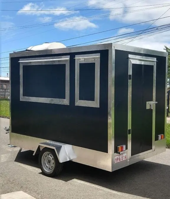 Single-axle enclosed food truck trailer