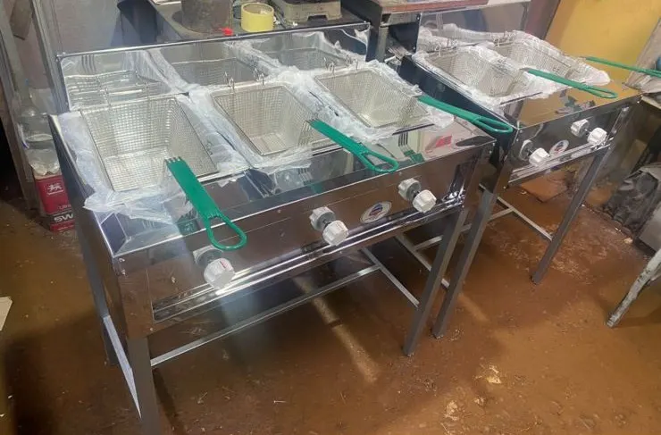 Double-tank industrial fryer